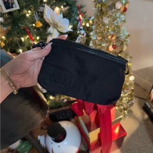 BEIS Waterproof Wristlet